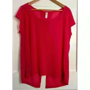 BNWOT Lolë Pink Split Back  Athletic Top in Pink Size M